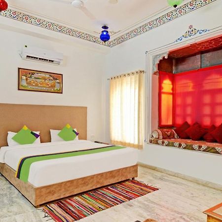 Khakhri Haveli Hotel Udaipur Bagian luar foto